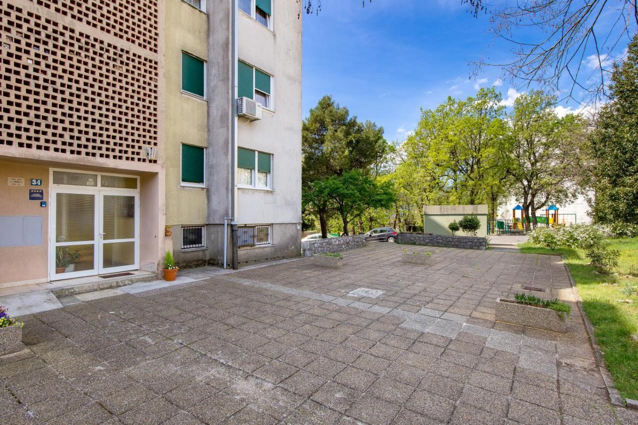 Sunny Studio Apartment With Balcony Rijeka Eksteriør bilde